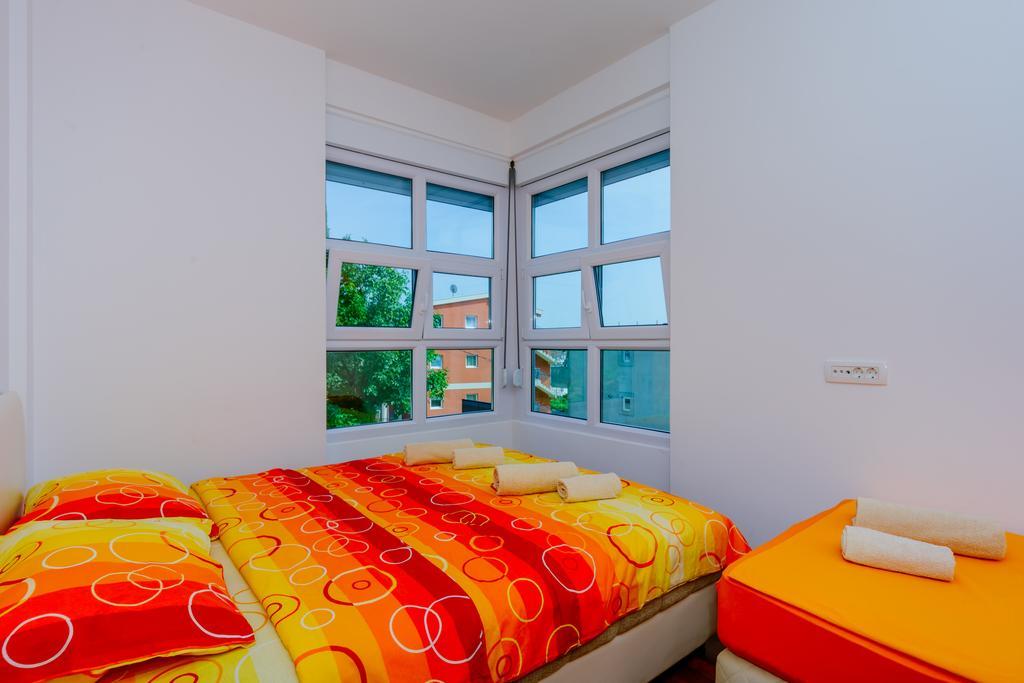 Apartments Bujkovic バール エクステリア 写真