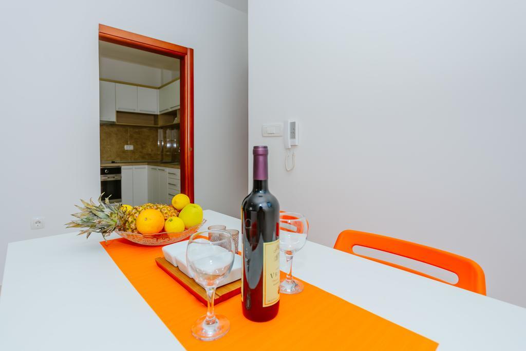 Apartments Bujkovic バール エクステリア 写真