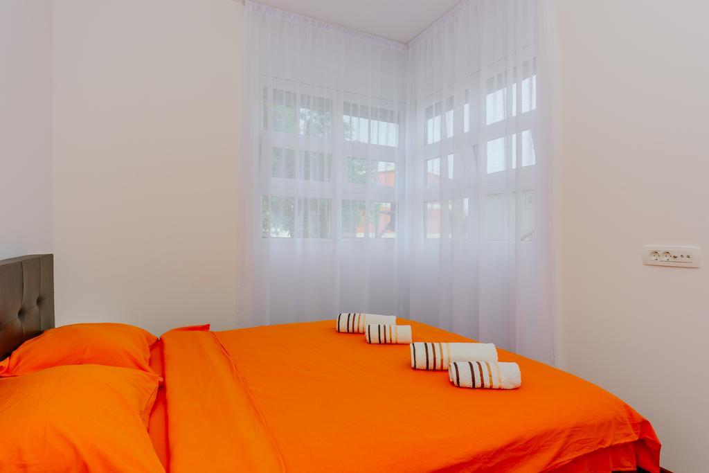 Apartments Bujkovic バール エクステリア 写真