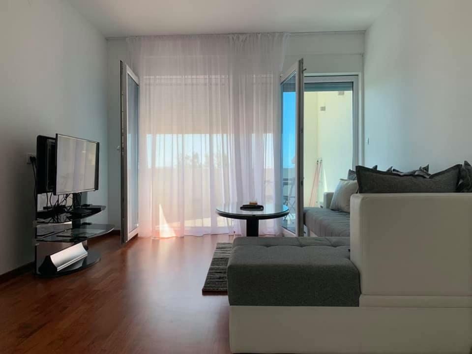 Apartments Bujkovic バール エクステリア 写真