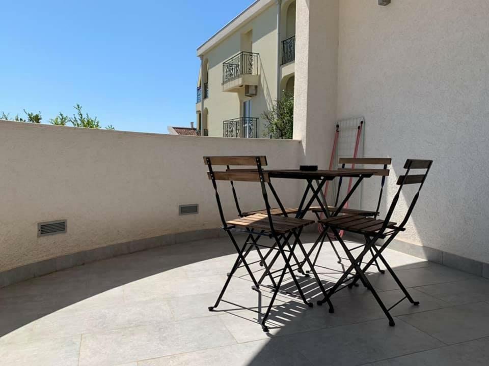 Apartments Bujkovic バール エクステリア 写真