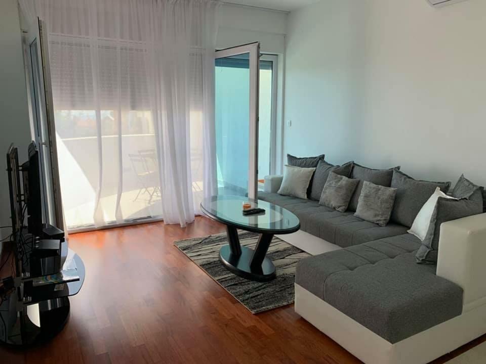 Apartments Bujkovic バール エクステリア 写真