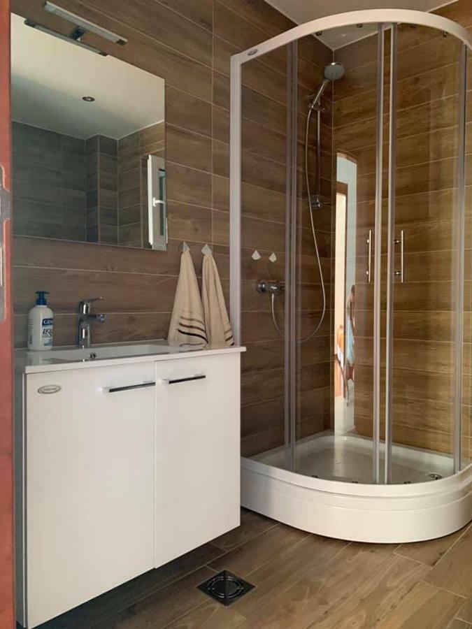 Apartments Bujkovic バール エクステリア 写真